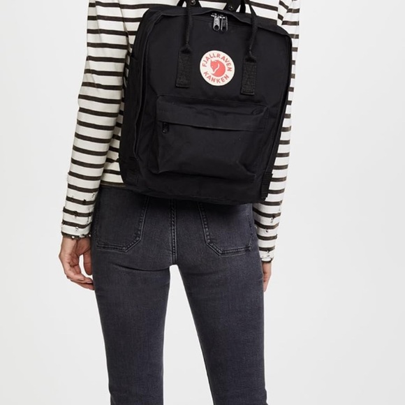 USED Black Fjallraven Kånken Backpack - Picture 3 of 4